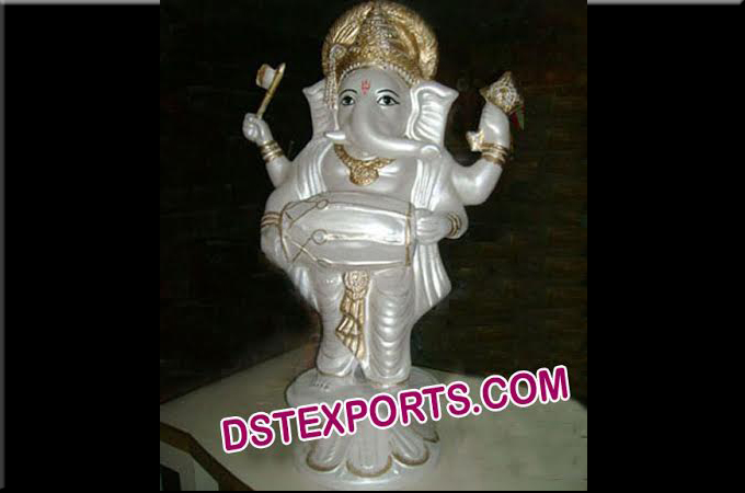 Indian wedding fiber Ganesha statue