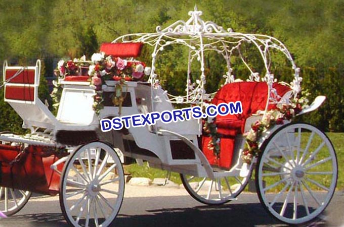White Cinderella Carriage For Wedding