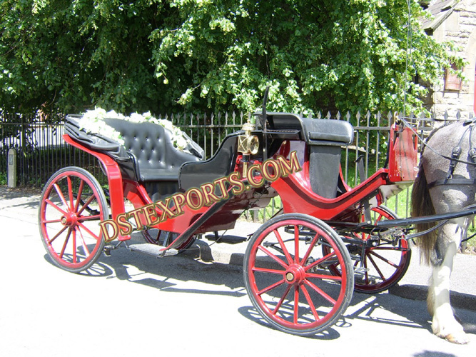 RED BLACK VICTORIA CARRIAGE