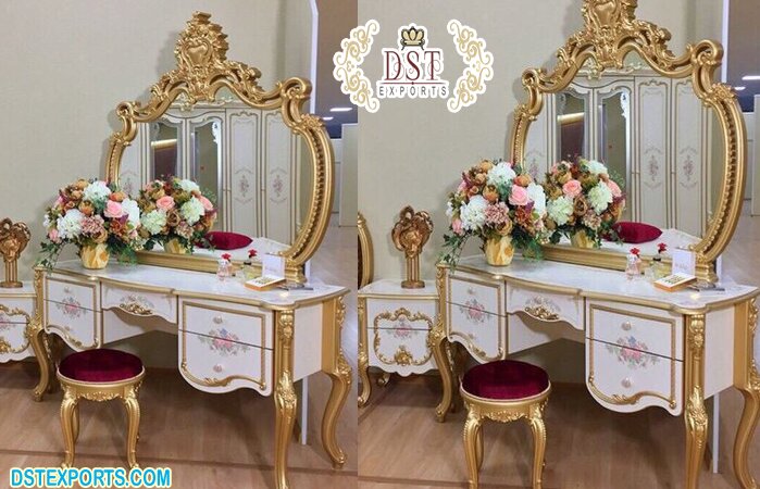 Italian Style Wooden Console Table With Mirror