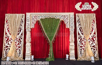Royal Palace Designer Wedding Stage Decor
