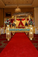 INDIAN WEDDING WALKWAY CRYSTAL PILLARS