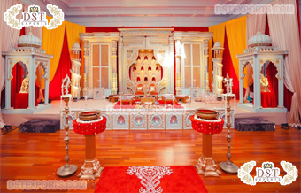 Grand Rajwada Style Wedding Ceremony Stage Decor